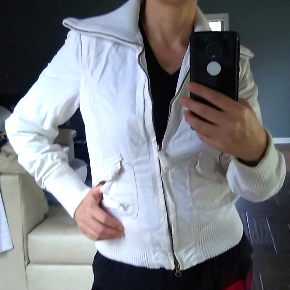 Bomber jacket